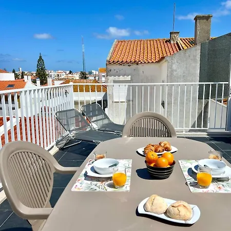 Rooftop In The Heart Of דירה פניש